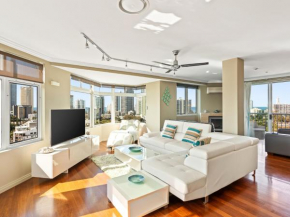 Split level penthouse Entire top 2 floors